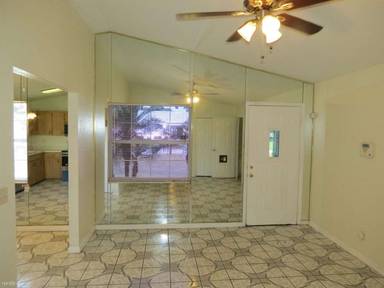 Main picture of 445 S Buena Vista Ave