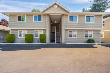 Main picture of 607 29th St SE