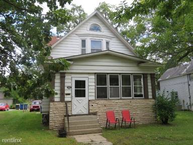 Main picture of 626 8th Ave S