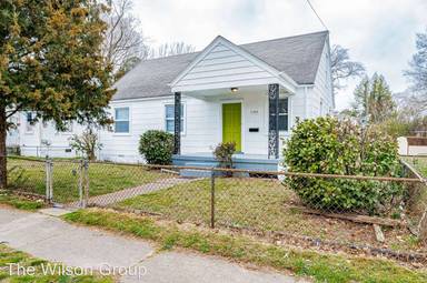Main picture of 2305 Joplin Ave