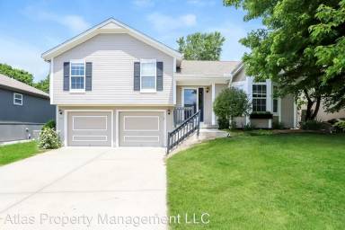 Main picture of 3706 NE 81st Ter