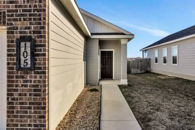 Main picture of 113 Bell Rings Dr