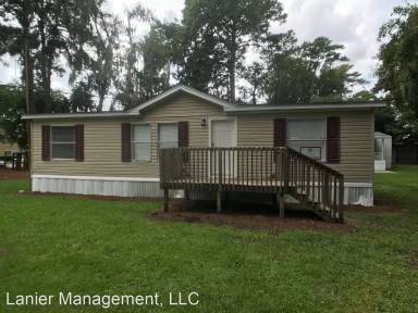 Main picture of Pinewood Mobile Home Community