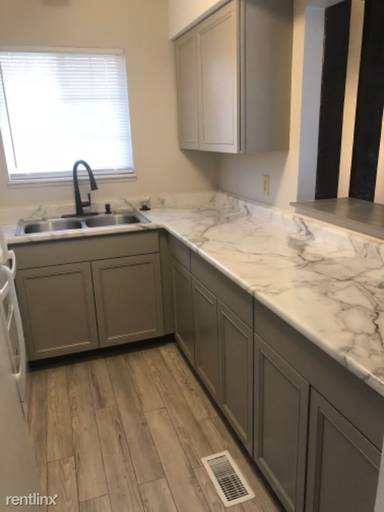 Main picture of 3248 Lupine Dr
