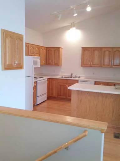 Main picture of 923 7th Ave SW