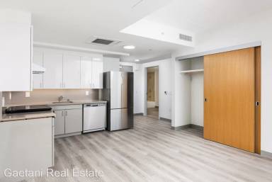 Main picture of 200 Van Ness Ave