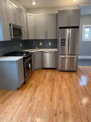 Main picture of 52 Harvard St