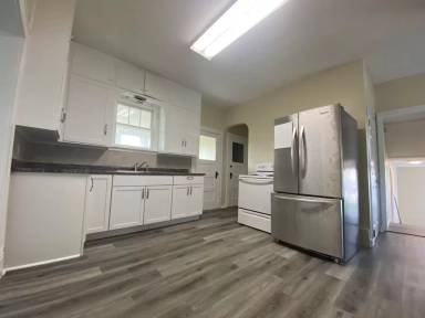 Main picture of 311 America Ave NW