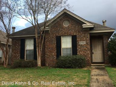 Main picture of 8704 Lindsey Ln