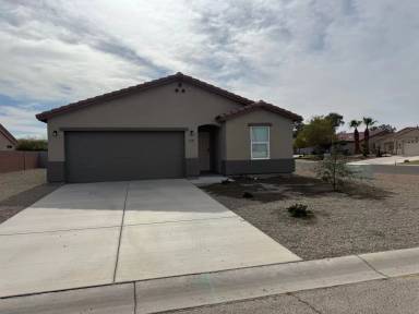 Main picture of 1840 E Club House Way