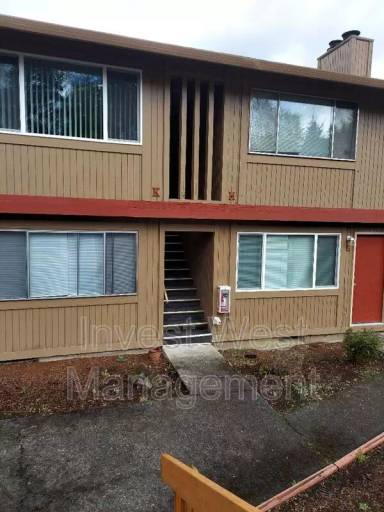 Main picture of 2815 E 19th St
