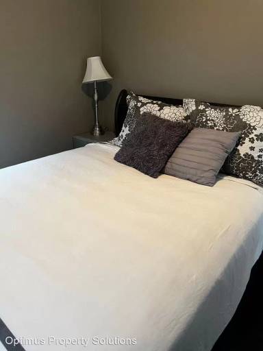 Main picture of 7472 Wooldridge Ave