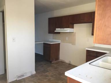 Main picture of 1014 E College St