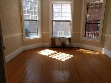 Main picture of 52 Deering Street - 2