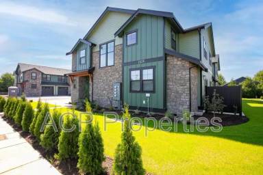 Main picture of 2205 Dejong Dr