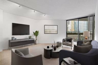Main picture of 127 W Huron St