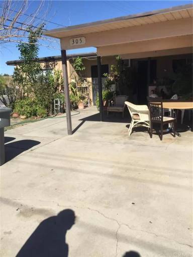 Main picture of 305 Santo Dr