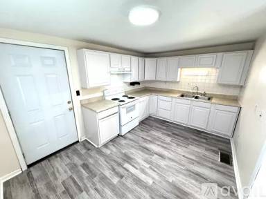 Main picture of 425 Kearney Ave