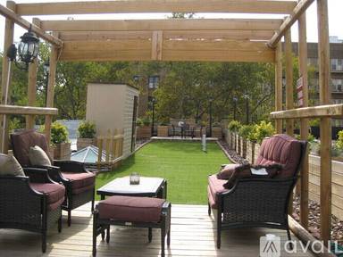 Main picture of 121 Avenue P