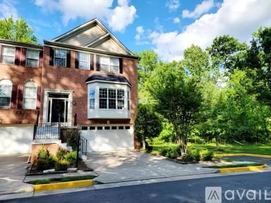 Main picture of 6593 McKenna Way