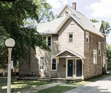 Main picture of 606 W Elm St