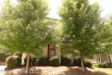 Main picture of 335 Wilde Oak Pl