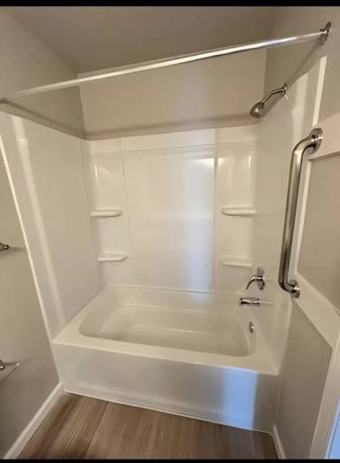 Main picture of 701 Lewark St