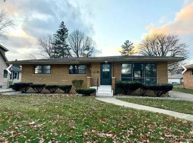 Main picture of 8626 Hohman Ave
