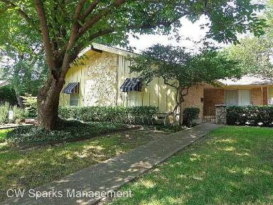Main picture of 7471 Brentcove Cir
