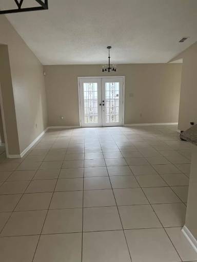 Main picture of 2610 E Lake Ave