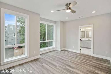Main picture of 1517 W Seybert St