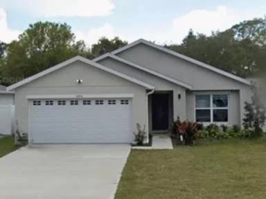 Main picture of 1084 E Pierce Ave