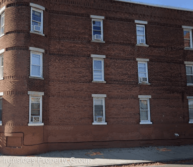 Main picture of 1060 Chicopee St