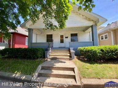Main picture of 1221 N 13th St