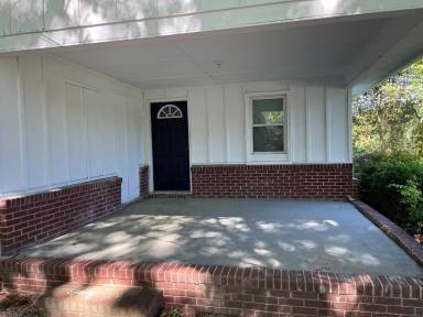 Main picture of 1224 Essex St