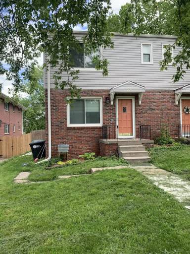 Main picture of 813-15 N 47th St