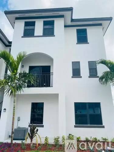 Main picture of Century Park South Condo
