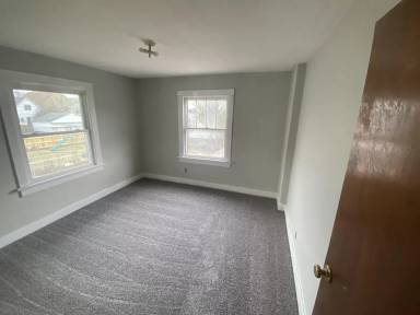 Main picture of 30 Missouri Ave