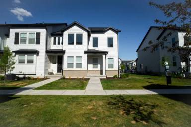 Main picture of 1365 N 3740 W