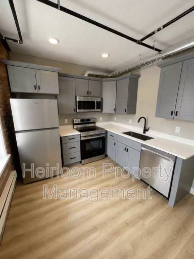 Main picture of 627 E 4th St