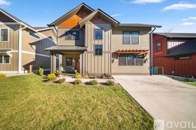 Main picture of 38 Acona Ln