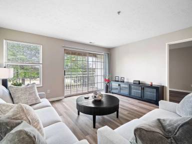 Main picture of 9250 Cherry Tree Dr