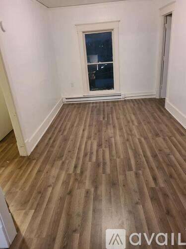 Main picture of 311 W Main St
