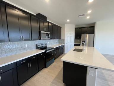 Main picture of 222 Almond Dr
