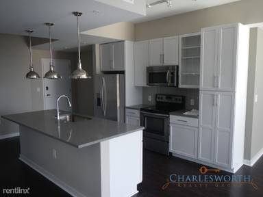 Main picture of 2515 Skyland Trl NE