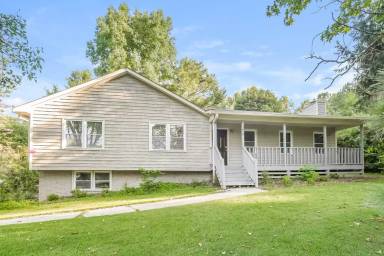 Main picture of 3872 Cloudland Dr