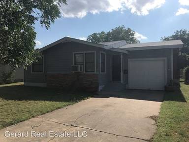 Main picture of 1306 S San Jose Dr