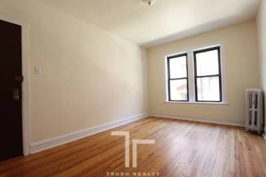Main picture of 3300-12 W Schubert Ave & 2700-14 N Spaulding Ave