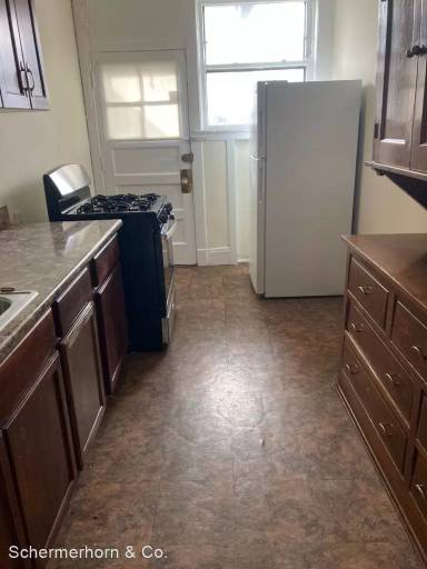 Main picture of 2733-37 Central Street 2603 Ewing Ave