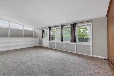 Main picture of 800 20th St S